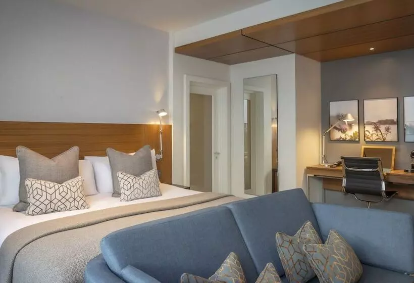 キングサイズベッドのデラックスルーム, Clayton Hotel London Wall
