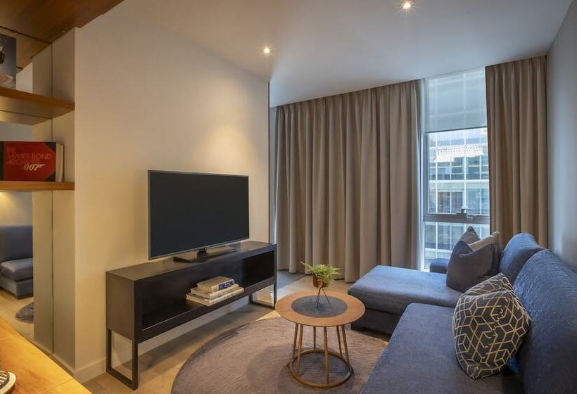 Suíte Júnior com Sacada, Clayton Hotel London Wall