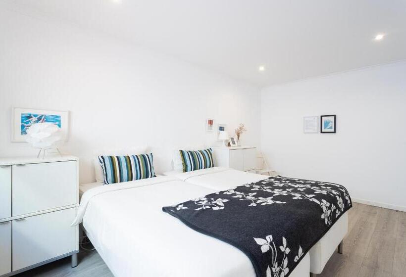 اتاق پایه با سرویس بهداشتی مشترک, Blue Buddha Beach House