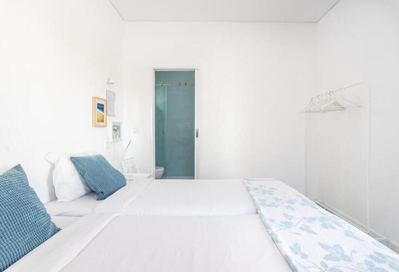 اتاق عادی, Blue Buddha Beach House