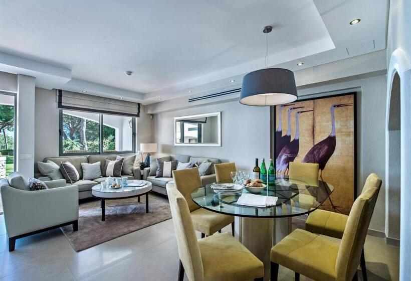 Апартаменты 2 Спальни, Four Seasons Country Club