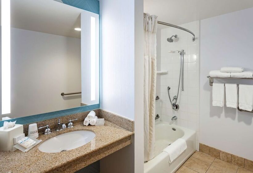 חדר סטנדרט מותאם לאדם עם מוגבלויות, Hilton Garden Inn San Diego  Rancho Bernardo