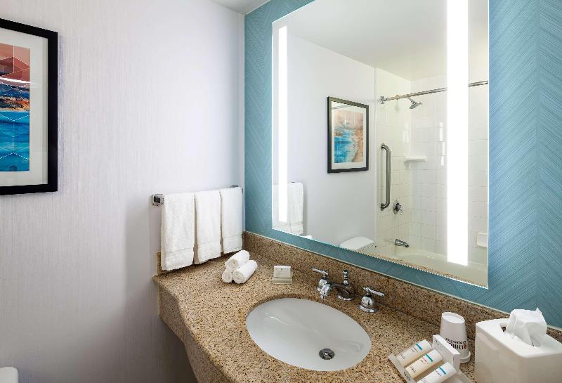 חדר סטנדרט עם מיטת קינג, Hilton Garden Inn San Diego  Rancho Bernardo