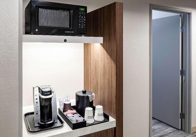 חדר דלוקס עם מיטת קינג, Hilton Garden Inn San Diego  Rancho Bernardo