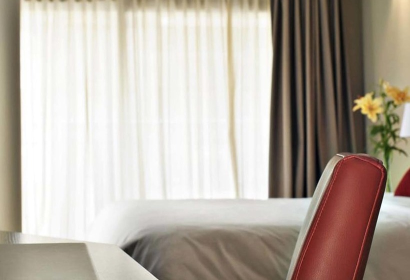 اتاق استاندارد چهار تخته, Htl City Baires