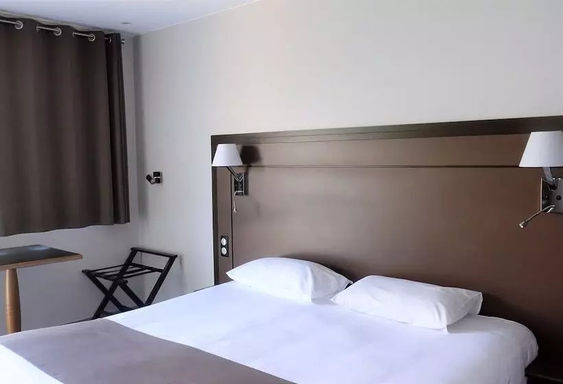 スーペリアールーム, Hôtel Grand Confort Le Moulin Rouge