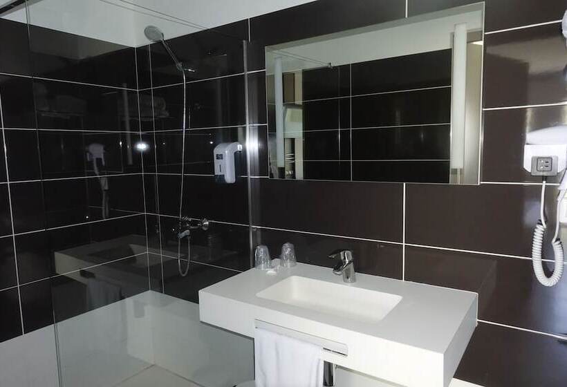 수피리어 룸, Hôtel Grand Confort Le Moulin Rouge