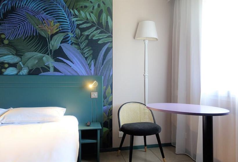 스탠다드 룸, Hôtel Grand Confort Le Moulin Rouge