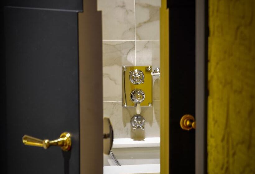 デラックスルーム, La Chambre Du Marais