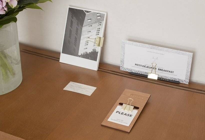 اتاق سوپریور, La Perouse