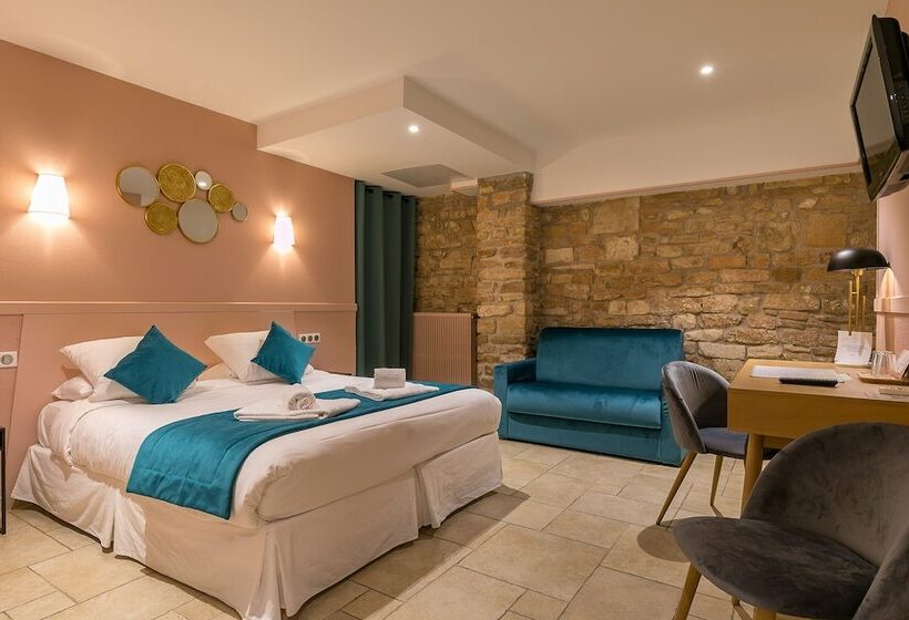 חדר משפחתי, Le Central Boutique