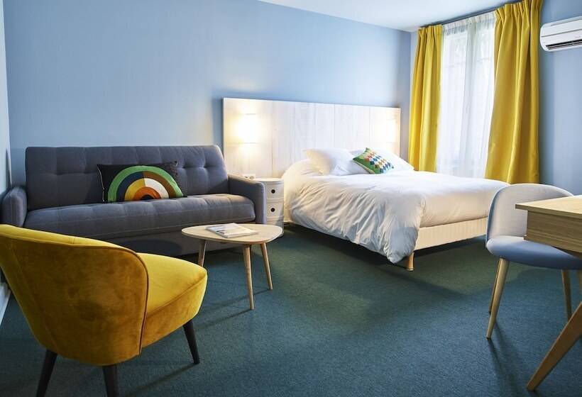 חדר משפחתי, Le Central Boutique