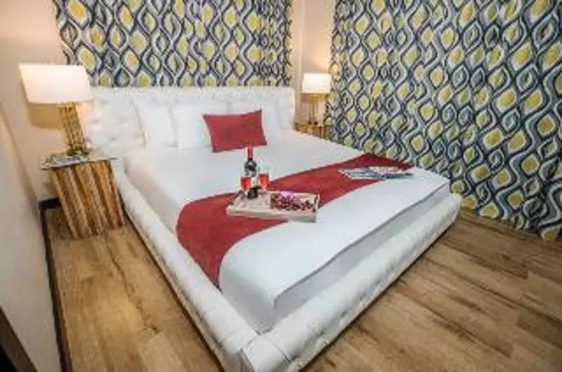 スイート, Metropole Suites South Beach
