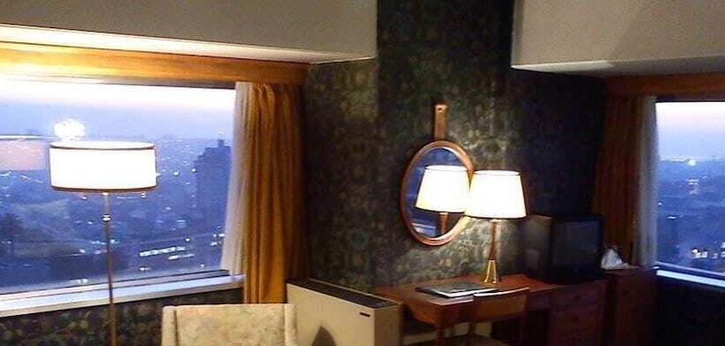 اتاق استاندارد سه نفره, Miradouro