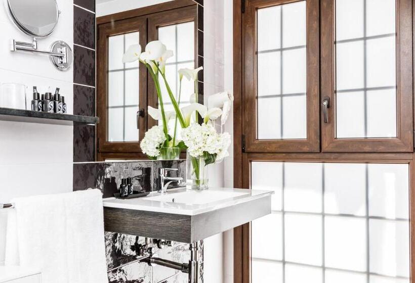 高级大房间, Pamplona Catedral