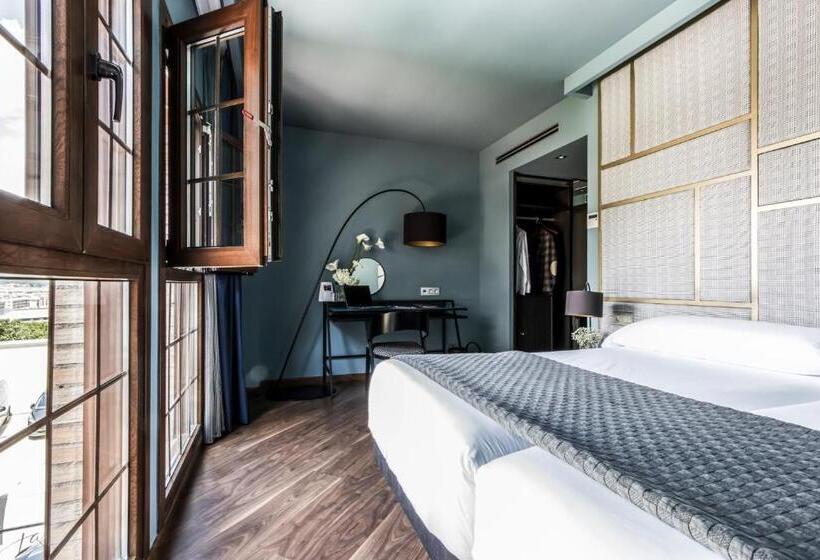 标准间, Pamplona Catedral