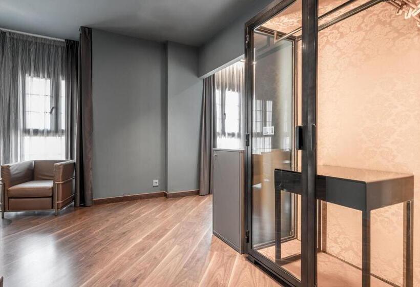 套房, Pamplona Catedral