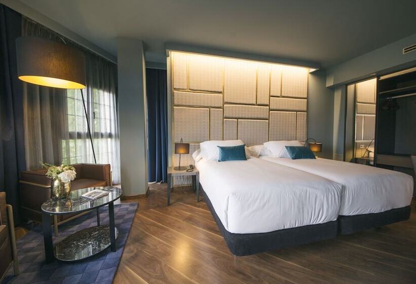 标准间, Pamplona Catedral