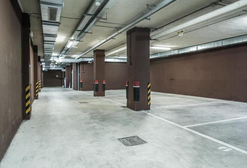 标准间, Pamplona Catedral