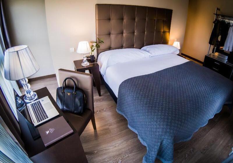 标准间, Pamplona Catedral