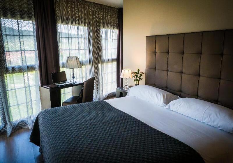 标准间, Pamplona Catedral