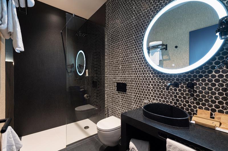 エコノミールーム, Panorama