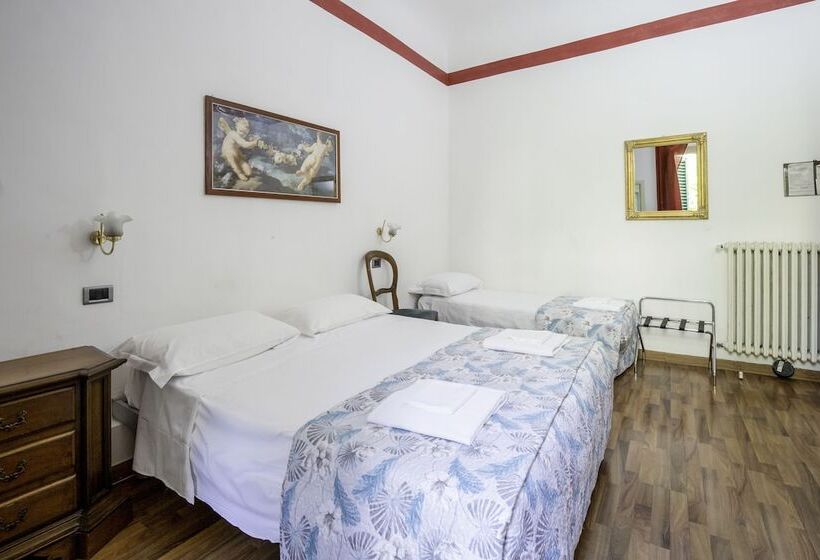 اتاق استاندارد سه نفره, Piccolo Hotel Con Access Ztl !!! ɲel ƈentro Storico Di ƒirenze !!!