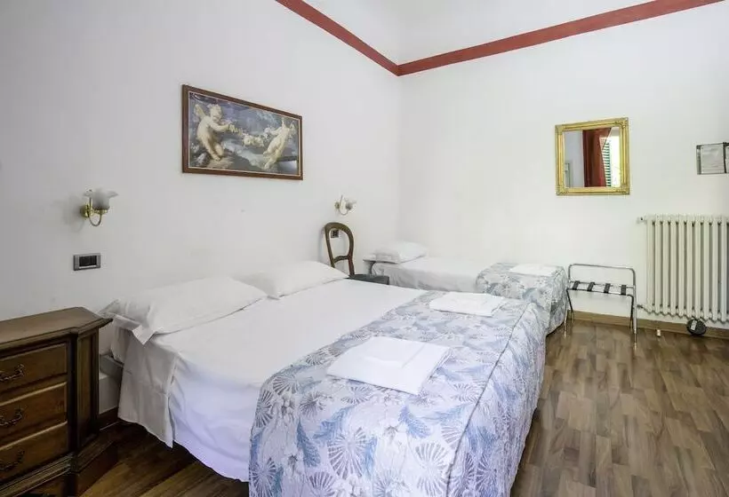 اتاق استاندارد سه نفره, Piccolo Hotel Con Access Ztl !!! ɲel ƈentro Storico Di ƒirenze !!!