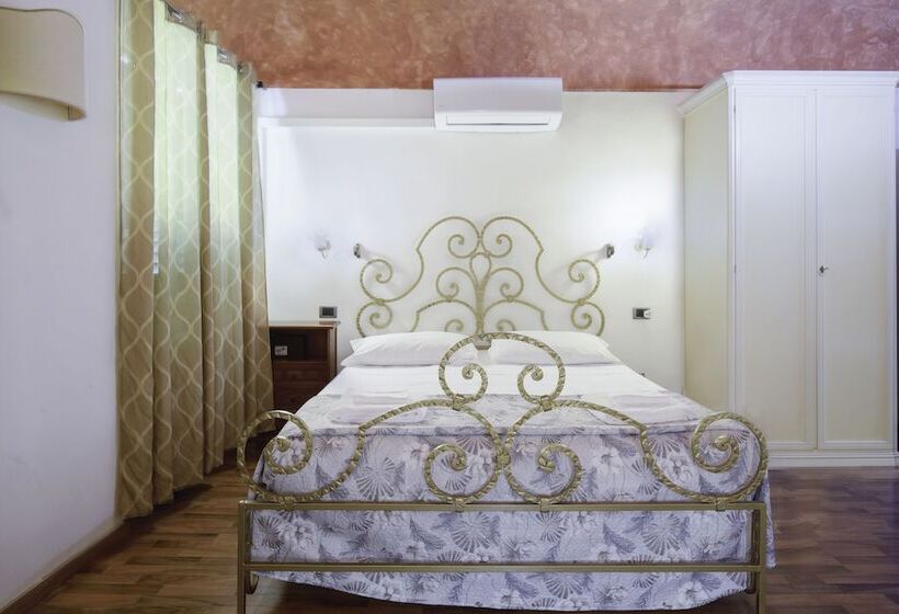 اتاق استاندارد سه نفره, Piccolo Hotel Con Access Ztl !!! ɲel ƈentro Storico Di ƒirenze !!!