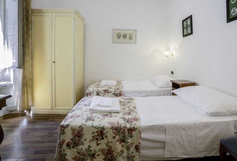 اتاق استاندارد, Piccolo Hotel Con Access Ztl !!! ɲel ƈentro Storico Di ƒirenze !!!
