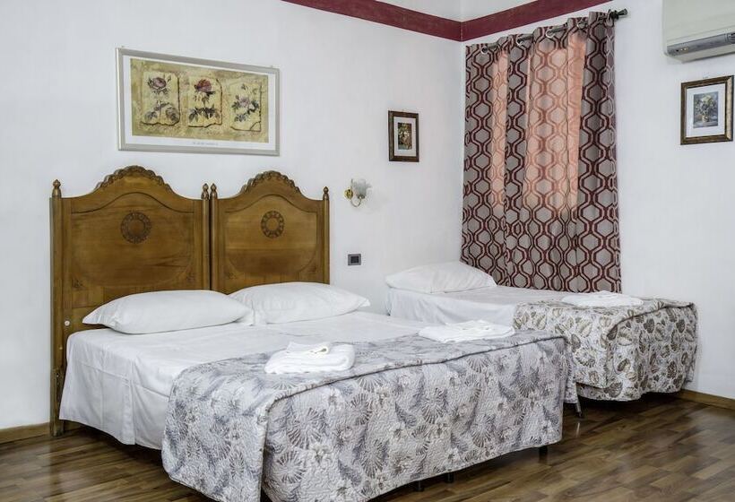 اتاق استاندارد چهار تخته, Piccolo Hotel Con Access Ztl !!! ɲel ƈentro Storico Di ƒirenze !!!