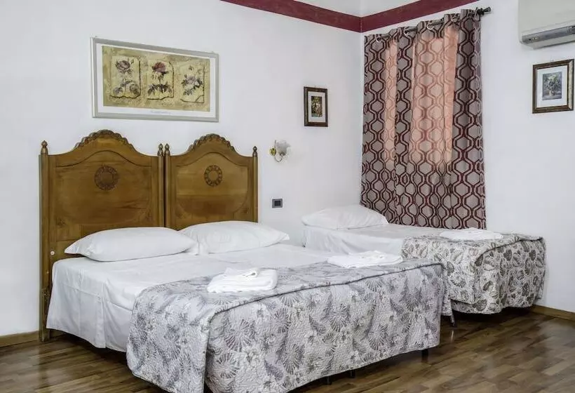 اتاق استاندارد چهار تخته, Piccolo Hotel Con Access Ztl !!! ɲel ƈentro Storico Di ƒirenze !!!