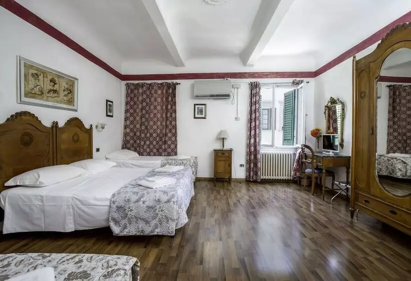 اتاق استاندارد چهار تخته, Piccolo Hotel Con Access Ztl !!! ɲel ƈentro Storico Di ƒirenze !!!