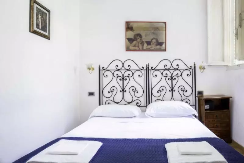 اتاق خانوادگی, Piccolo Hotel Con Access Ztl !!! ɲel ƈentro Storico Di ƒirenze !!!