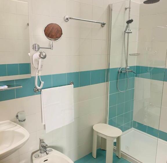 اتاق خانوادگی, Piccolo Hotel Con Access Ztl !!! ɲel ƈentro Storico Di ƒirenze !!!