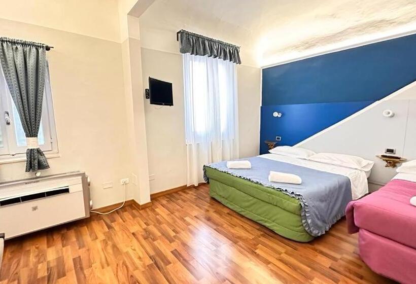اتاق استاندارد سه نفره, Piccolo Hotel Con Access Ztl !!! ɲel ƈentro Storico Di ƒirenze !!!