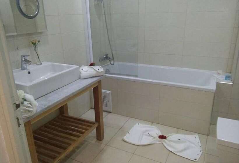 اتاق استاندارد یک نفره, Rym El Djamil