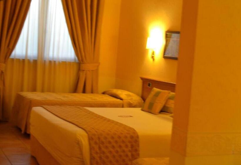 デラックストリプルルーム, Seccy Hotel Boutique Art & Museum