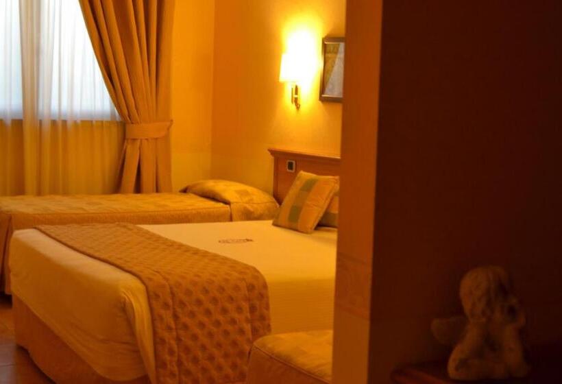 デラックスの４人部屋, Seccy Hotel Boutique Art & Museum