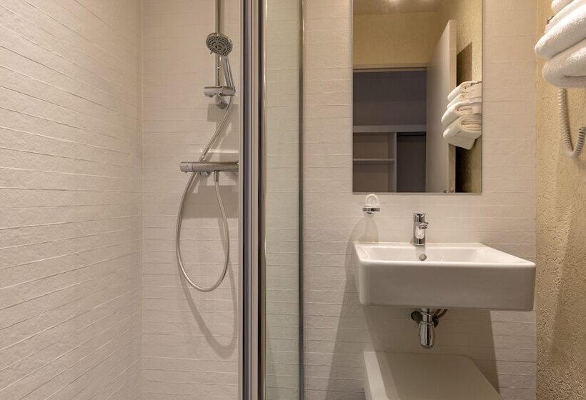 标准间, The Originals Bernay Acropole