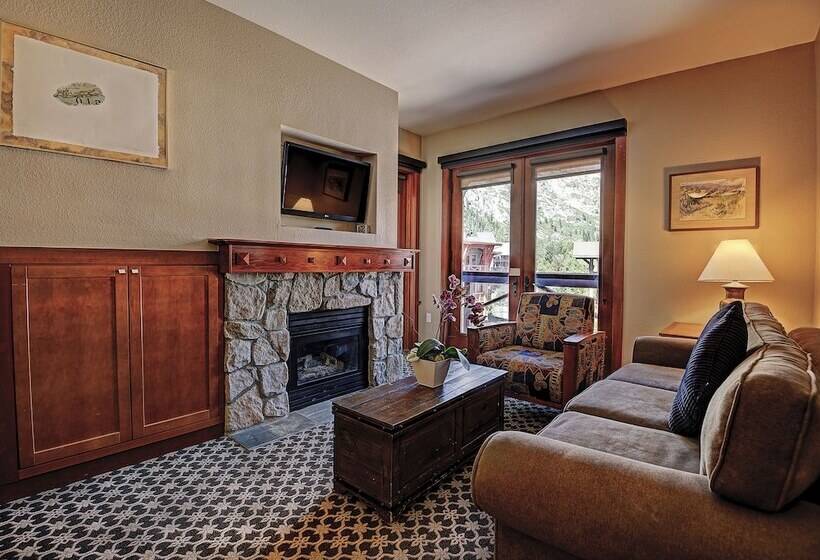 آپارتمان 2 خوابه, The Village At Palisades Tahoe