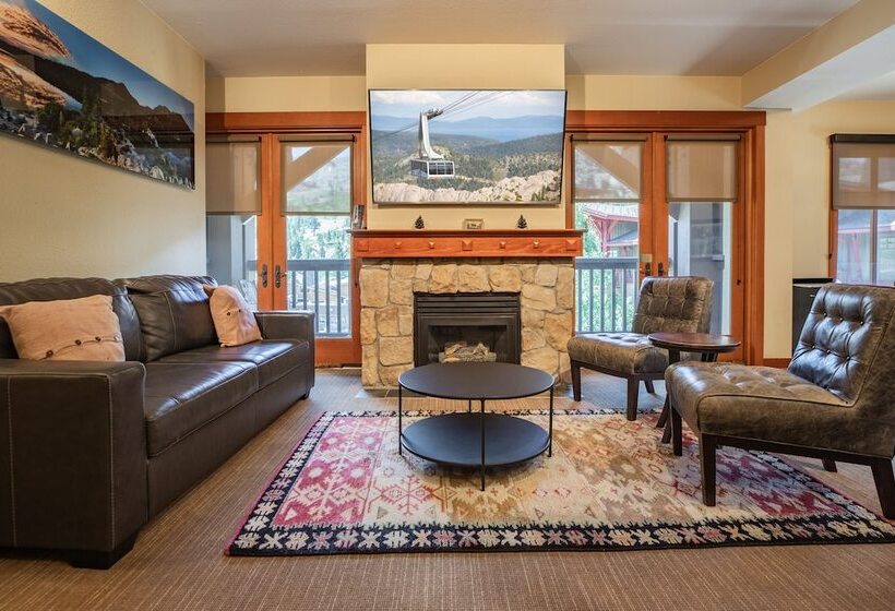 آپارتمان 3 خوابه, The Village At Palisades Tahoe