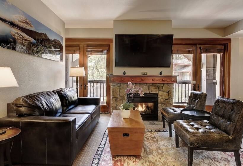 آپارتمان 3 خوابه, The Village At Palisades Tahoe