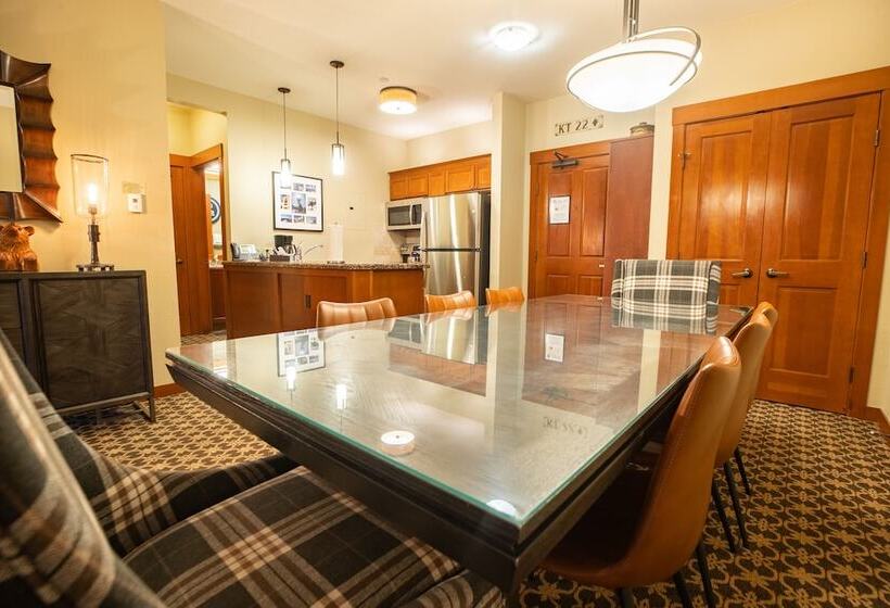 2 Bedroom Premium Apartment, The Village At Palisades Tahoe