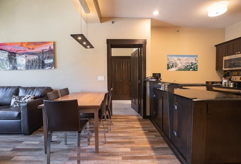 2 Bedroom Premium Apartment, The Village At Palisades Tahoe