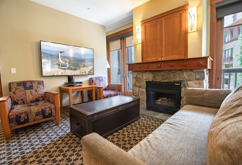 آپارتمان 3 خوابه, The Village At Palisades Tahoe