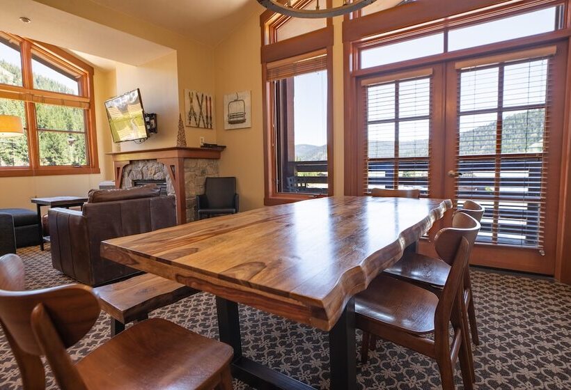 2 Bedroom Premium Apartment, The Village At Palisades Tahoe