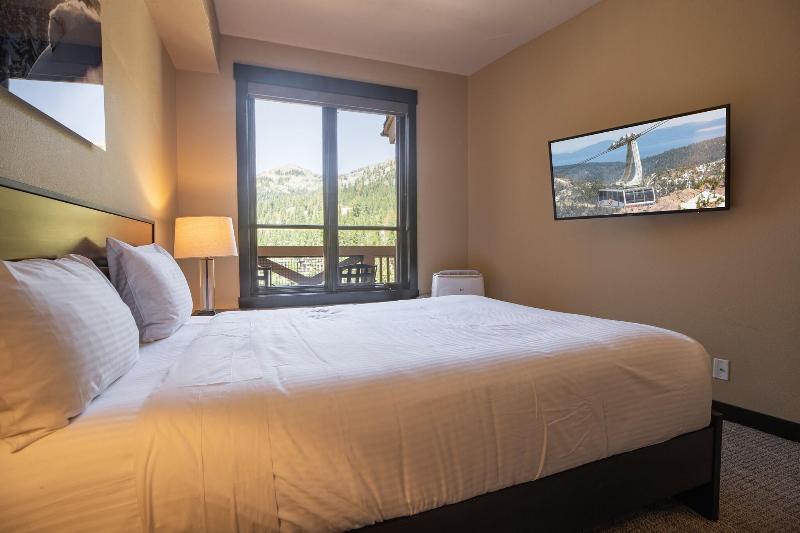 2 Bedroom Premium Apartment, The Village At Palisades Tahoe