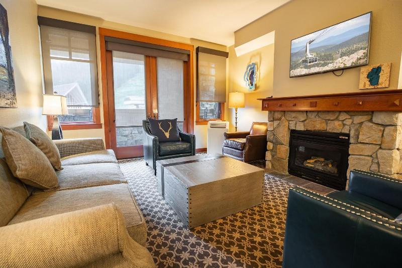 2 Bedroom Premium Apartment, The Village At Palisades Tahoe