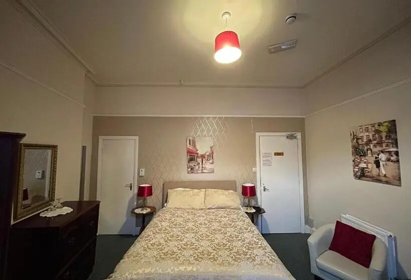 اتاق اکونومی, White Court Llandudno